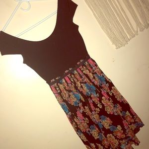 Flowey high-low midi dress